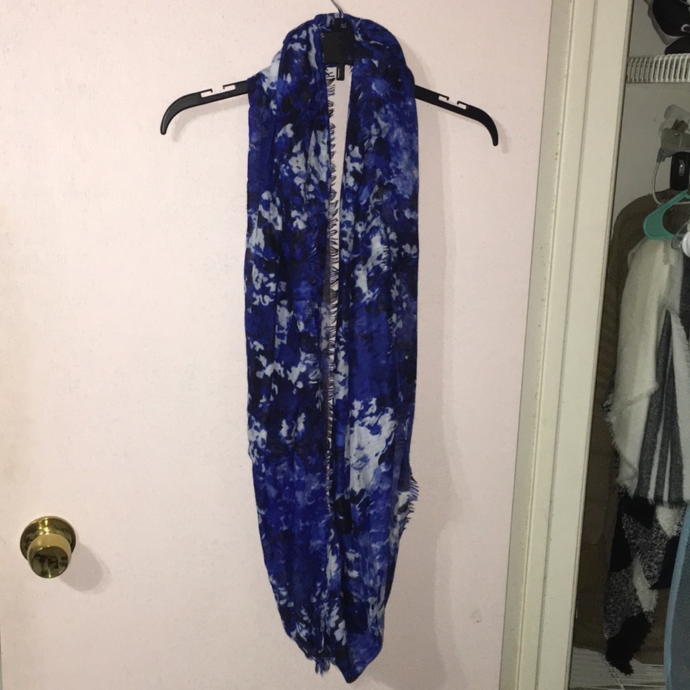 infinity scarf